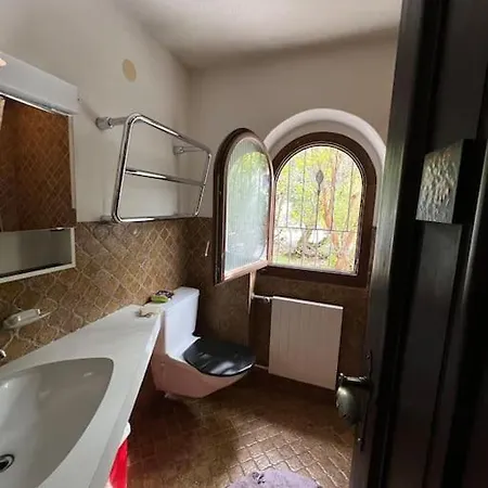 Haus An Bevorzugter Lage Appartement Klosters